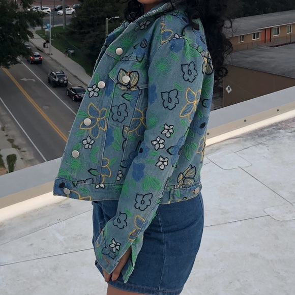 Embroidered denim jacket - Picture 6 of 6